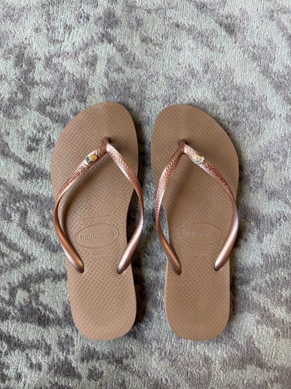 Havaianas Slim Hawaii Myo Rose Gold Pineapple Flip Flops 9/10